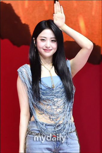 르세라핌 허윤진, '사랑스러운 눈맞춤' [MD포토]