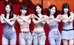 르세라핌, 전원 작사 참여한 피어나…녹음 듣고 벅차올랐다