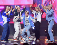 [MD포토] 커맨더맨 신나는 오프닝 무대