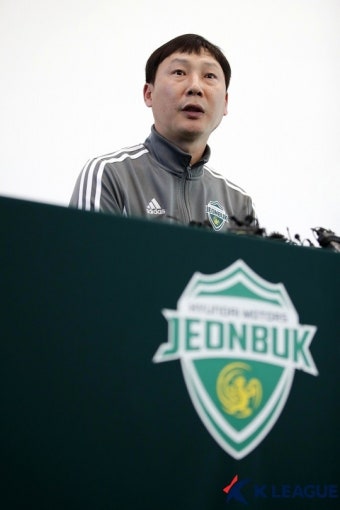 '김상식 감독 손편지 사퇴·홍정호 퇴장'...전북, 상암 원정 먹구름