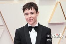 ‘성전환’ 엘리엇 페이지, “유명 男배우가 나와 성관계하겠다고 협박”[해외이슈]