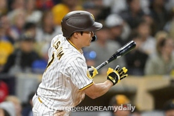 '공수겸장' 김하성 펄펄 날았다…2안타+1볼넷→3출루에 호수비까지, 컵스에 5-0 승리