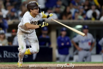 신들린 배트 컨트롤! 김하성, 2안타+시즌 19호 도루 '폭주'…'3홈런' SD 2연패 탈출