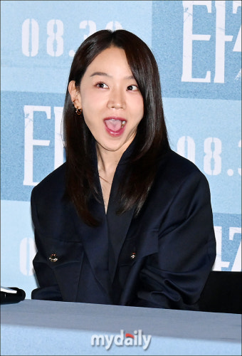 [MD포토] 신혜선, '칭찬은 쑥스러워~'
