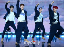 [MD포토] 티아이오티 열정의 프리 데뷔 무대