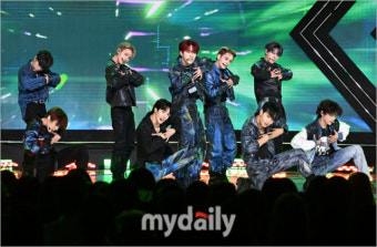 [MD포토] 엔싸인 '강렬한 퍼포먼스'