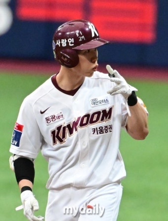 이정후도 안우진도 없다…이제 영웅들 간판은 혜성특급, KBO 최고 중앙내야수 ‘WAR 2위’