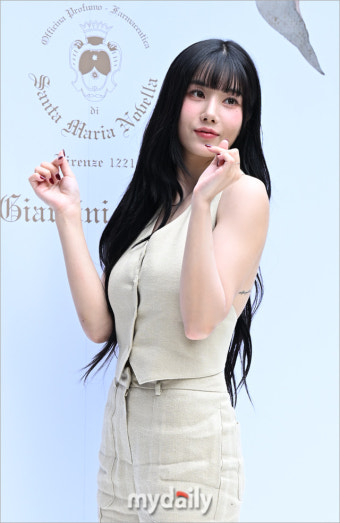 [MD포토] 권은비 '사랑스러운 하트'