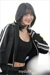 [MD포토] 트와이스 모모 치명적인 애교 눈맞춤