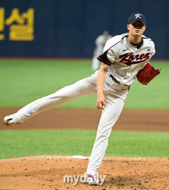 곽빈-문동주-나균안 등 '너도나도' 무결점 투구…류중일 감독의 행복한 고민? "대만전은 조금 더 생각" [MD고척]