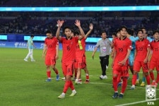 오늘밤 이강인 군면제+손흥민 득점 1위 겹경사 볼까?...中·英 불타는 토요일