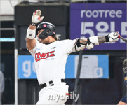 [MD포토] 박병호 페디의 12번째 삼진 희생양