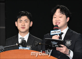 [MD포토] '피식대학' 김민수-정재형, '저희가 MC 맡았어요'