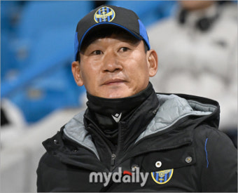 [MD포토] 조성환 '홈에서 울산 잡자'