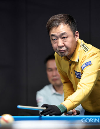'PBA 국내 강호' 조재호·강동궁 나란히 16강 진출 성공…에버리지 '2.182' 최성원은 엄상필에 발목
