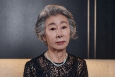 윤여정 "충고·조언은 오지랖, 롤모델? 우스워…자기 인생 살면 돼" [MD인터뷰](종합)