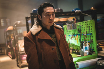 '킬러들의 쇼핑몰' 서현우, 설연휴 N차 복습 유발 스틸…강렬한 활약상