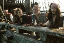 ‘캐리비안의 해적’ 배우, 가정폭력 혐의로 체포 “6700만원 보석금 내고 석방”[해외이슈]