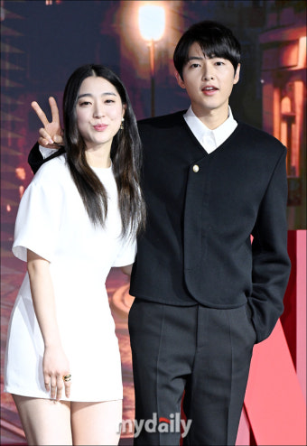 [MD포토] 송중기-최성은, '로기완 기대해 주세요'