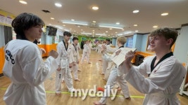 세계로 뻗어 나가는 호키태권도, 외국인 위한 관광상품 국제금강태권도센터서 개발…안병철 대표 한국 대표 태권도 관광상품 만들어갈 것