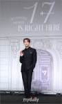 [MD포토] 세븐틴 조슈아 빛나는 손인사