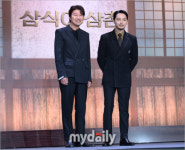 [MD포토] 송강호·변요한 삼식이 삼촌으로 뭉쳤다
