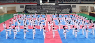 태권도원, 중고등학교 체험학습지로 큰 인기! 부산 금명중 300여 명 태권도 수련