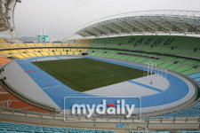 세계 육상 선수권 이후 13년, 노후화된 대구 스타디움…몬도 트랙 재설치 필요하다