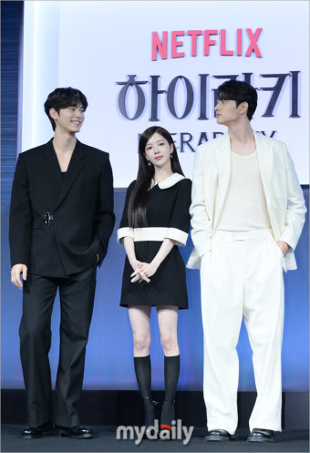 [MD포토] 노정의 '이채민·김재원 삼각관계 즐겨요'