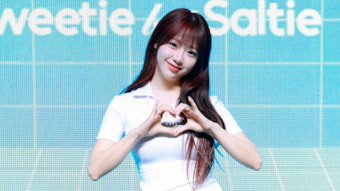 '新 워터밤 여신 노린다' 시그니처 지원 '풍덩' 직캠.ver (시그니처 쇼케이스)