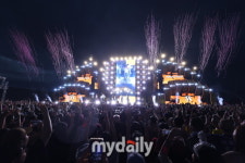 '워터밤 제주' 최예나→이영지 