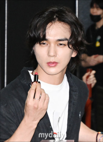 [MD포토] 유승호, '열정적인 연극 연기'