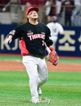 [MD포토] 김선빈 아웃 시킬 수 있었는데