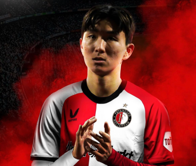 네덜란드 프로축구팀 페예노르트, 황인범이 결승 골 어시스트로 발베이크 꺾고 3-2 승리!