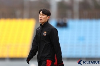 '병역특례 봉사활동 위조 논란' 김진야, SNS로 직접 반박...