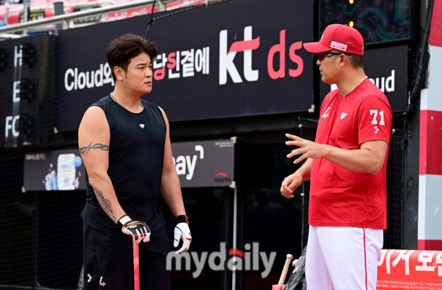 추신수, 야구여왕 감독으로 선임되며 여자 야구단 성장 지원!