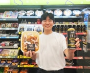 CU, T1과 손잡고 신제품 4종 출시…콜라보 효과 톡톡