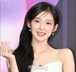 오마이걸 아린, 광고 모델료 청구 소송 승소…2억 받는다