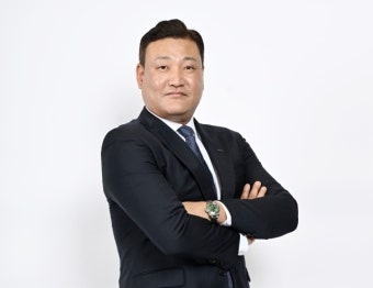'핸드볼 전설' 두산 윤경신 감독 