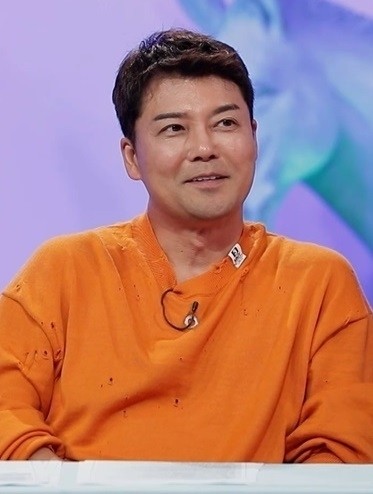 전현무와 지춘희, 원빈의 활약에 대한 기대와 호평