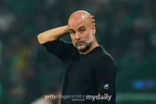 펩이 축구를 죽였다!…박지성 절친의 소신 발언, 그가 있는 한 호나우지뉴와 같은 창의적 선수 볼 수 없어