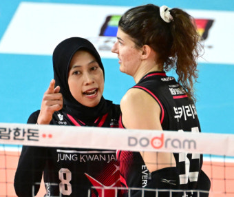 '메가+부키리치 쌍포' 69점 大폭발→2위 현대건설 격파! 1위 흥국생명도 꺾을까? '12연승' 정관장, 선두까지 넘본다