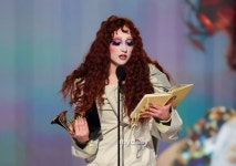 채플 론, 신인상 수상 "시스템에 배신감 느꼈다" [67th 그래미어워드]