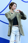 [MD포토] 하영 '핫한 배우의 하트'