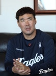 자진 방출→억대 연봉 재진입→등번호 20번 컴백, 우승 기운 전파한다 