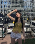 물 만난 이채연, 작정한 워터밤 노출…권은비 못지 않네