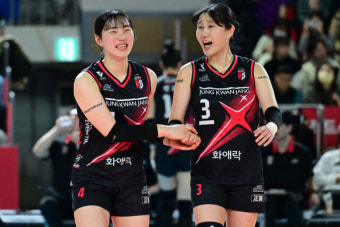 세르비아 배구천재 부상 악재, 13년의 恨 풀고픈 정관장 최대 변수…4년 전 신인왕&19살 신인, 봄배구에서도 보여줄까