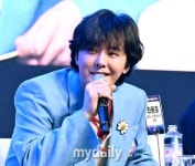 [공식] 지드래곤, 음원+MV 우주로 송출한다…카이스트 손잡고 韓 최초 프로젝트