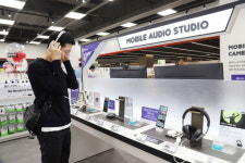 롯데하이마트, ‘고덕점’ 개점… 모바일 특화 공간 ‘모토피아’ 첫 공개