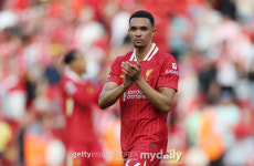 리버풀 최악의 배신자 결별 발표 후 첫 경기 등장→야유 쏟아지다…레전드는 우승 함께 했던 선수에게 야유? 옳지 않아